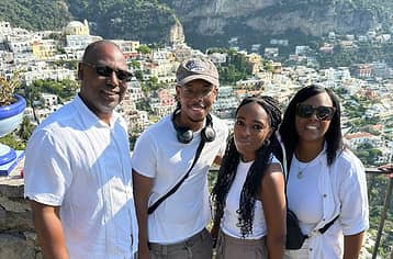 Postcard-perfect wonders: private tour in Sorrento, Positano, Amalfi and Ravello