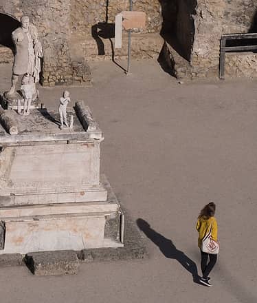 Un viaggio nel cuore del tempo: tour privato tra Pompei, Ercolano e Vesuvio