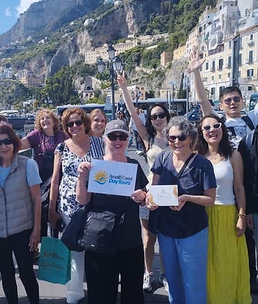 Tour di gruppo di Ravello, Amalfi e Positano: panorami mozzafiato e charme senza tempo
