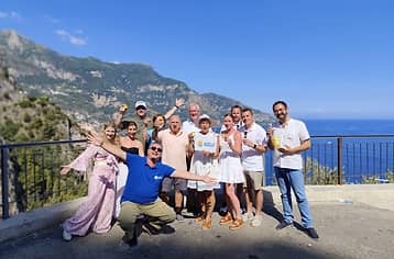 Tour di gruppo di Ravello, Amalfi e Positano: panorami mozzafiato e charme senza tempo