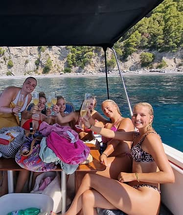 Positano e Nerano in barca privata: relax, nuotate e pranzo vista mare