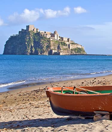 Avventura in barca a Ischia e Procida: esplora le meraviglie del Golfo di Napoli