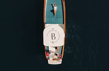 Tour in barca di Capri con Gozzo Amalfitano: una giornata da sogno