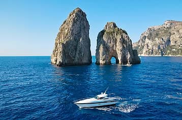 Speedboat to Nerano for Seaside Dinner