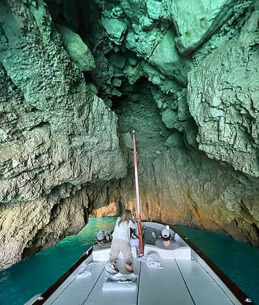 Short Capri Boat Tour: the best of the island in just a few hours