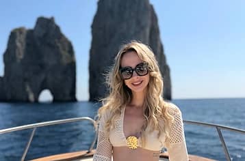 Tour esclusivo in barca tra Capri e Nerano: un giorno tra mare e sapori