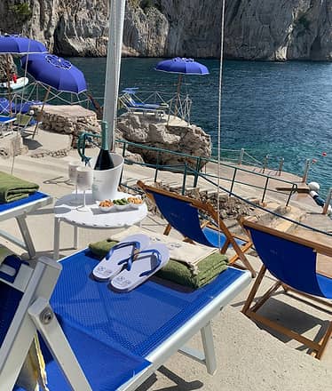 VIP SERVICE “GRANDE PLACE” SUN LOUNGES x 2/4