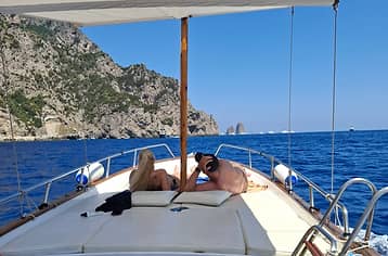 Capri Prestige: a special day by boat with caves, toasts and pure wonder
