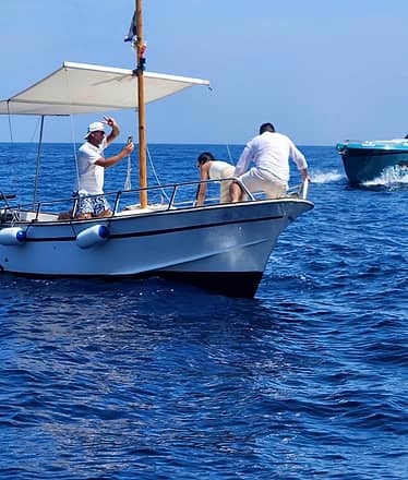 Capri Prestige: a special day by boat with caves, toasts and pure wonder