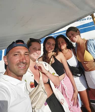 Private boat tour in Capri: the best of the island in 2 unforgettable hours