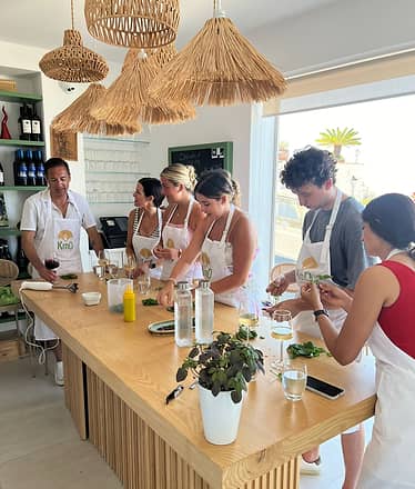 The flavors of the Amalfi Coast: cooking class with taste and tradition