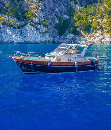 Apreamare 9 Semi-Cabin