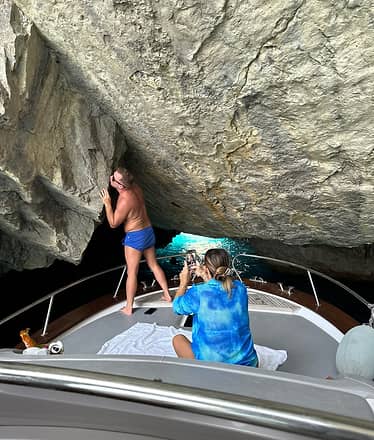 Tour privato in barca: gita di un giorno in Costiera e Capri con bagno e bevande
