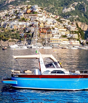 Tour privato in barca: gita di un giorno in Costiera e Capri con bagno e bevande