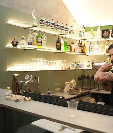 Mixology Class in downtown Naples: iconic Italian cocktails