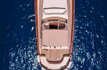 Jeranto 750 Cabin "New"