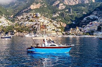 Half Day Private Tour on a traditional Gozzo Boat in Amalfi Coast 