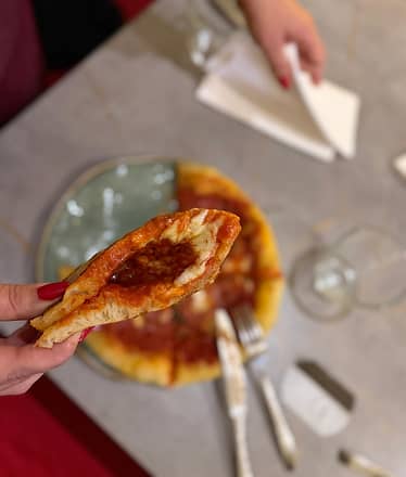 Neapolitan Pizza and Tiramisu in Naples: Authentic Home-Style Cooking Class