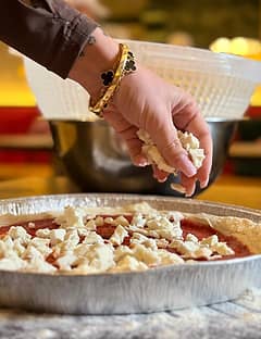 Neapolitan Pizza and Tiramisu in Naples: Authentic Home-Style Cooking Class