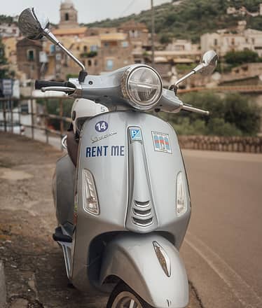Vespa Primavera 125 Rental from Sorrento