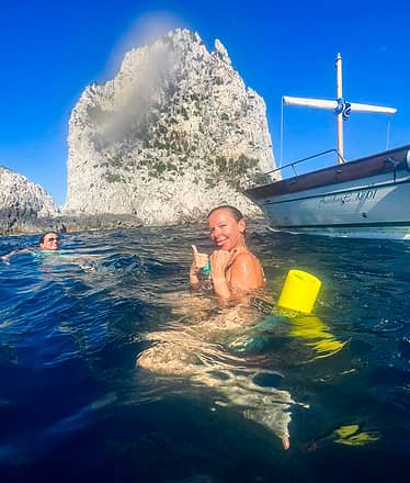 Signature Tour: giro dell'isola di Capri in 3 ore