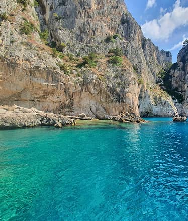 Capri Premium Joy: 4-Hour Boat Tour around the Island