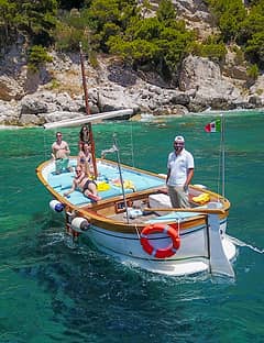 Full Day Tour a Capri in Barca Privata