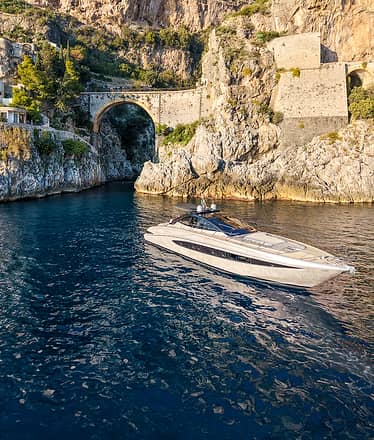 Riva Vertigo 63