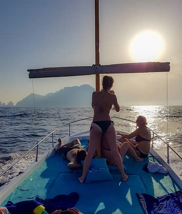 Capri Golden Hour Cruise: Tour in barca al tramonto