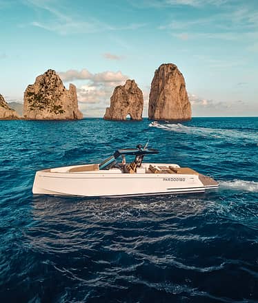 Private Boat Tour Around Capri: Half Day