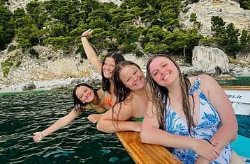 Tour Privato di Capri in Lancia Tradizionale da 10 Metri