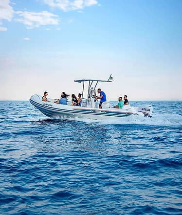 Noleggio Gommone a Capri con Patente Nautica