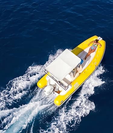 Noleggio Gommone 40 Cavalli a Capri Senza Patente Nautica