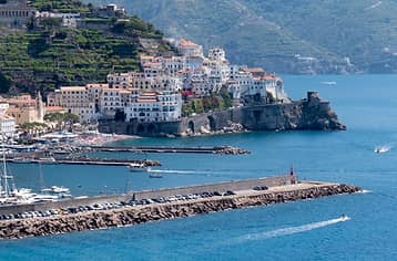 Gold Cruise Amalfi: Boat Tour from Sorrento to Amalfi and Positano