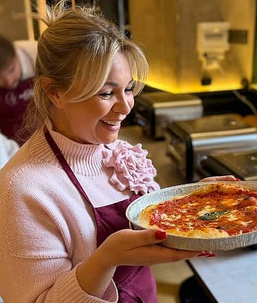 Pizza napoletana e tiramisù a Napoli: cooking class autentica con Wine Unlimited