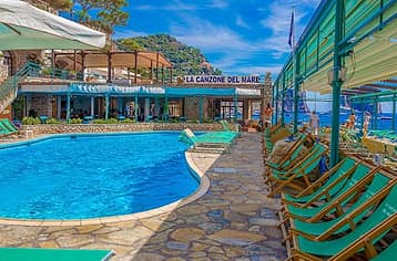 Superior Cabana at La Canzone del Mare