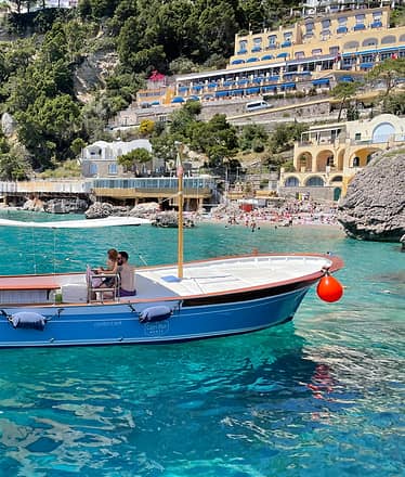 Giro dell'isola in gozzo da Marina Piccola 