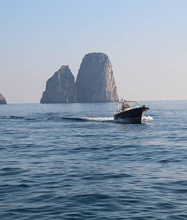 Tour around Capri by Traditional Gozzo