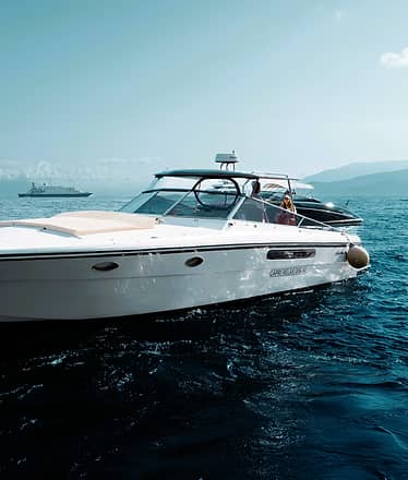 Door to Door VIP Transfer Service from Naples to Capri (Cars + Speedboat)