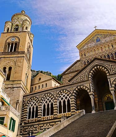 Private Tour of the Amalfi Coast via Luxury Vehicle