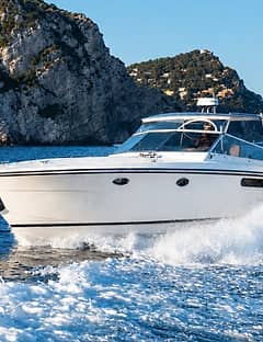 Private Tour from Capri to Ischia or Procida | Full-Day Itama 38 Experience
