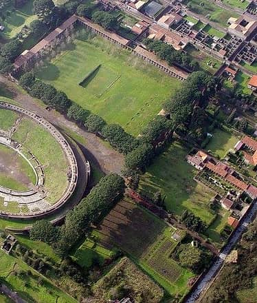 Pompeii Vesuvius from Amalfi, small group tour with skip the line tickets included