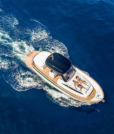 Discover the Capri of Your Dreams: Private Boat Tour