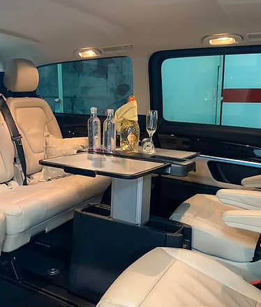 Private luxury transfer from Naples to Sorrento