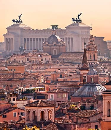 Transfer Roma-Naples-Sorrento + Pompeii Stop