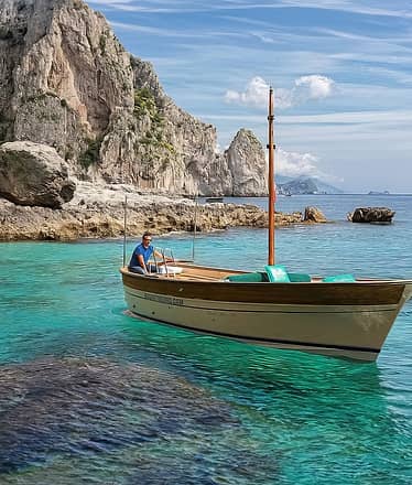 The classic Boat Tour of Capri