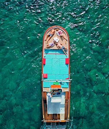 Boat Tour of Capri Plus Positano and Nerano