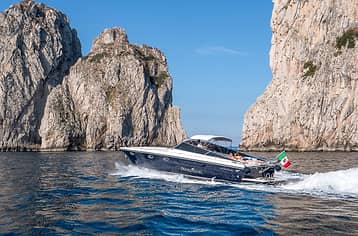 VIP transfer Napoli-Capri (o viceversa) auto+motoscafo