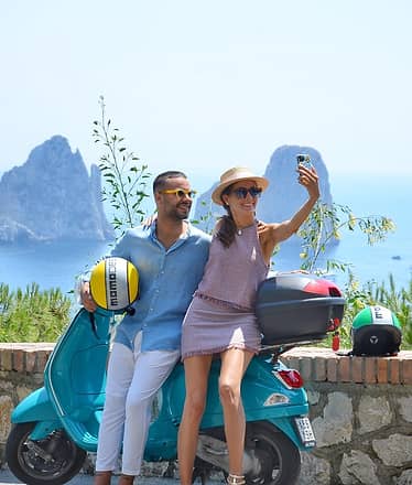 Rent Your Scooter on Capri- Full Day (6 hours)