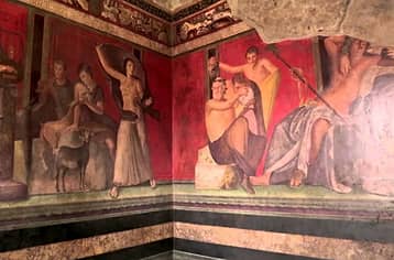 Pompeii + Sorrento: Archaeology and the Sea!